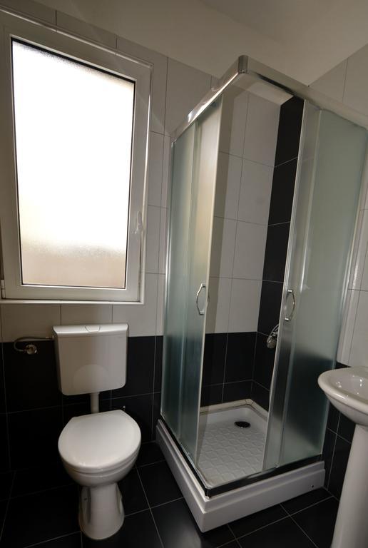 La Piazza Apartment Ohrid Bagian luar foto